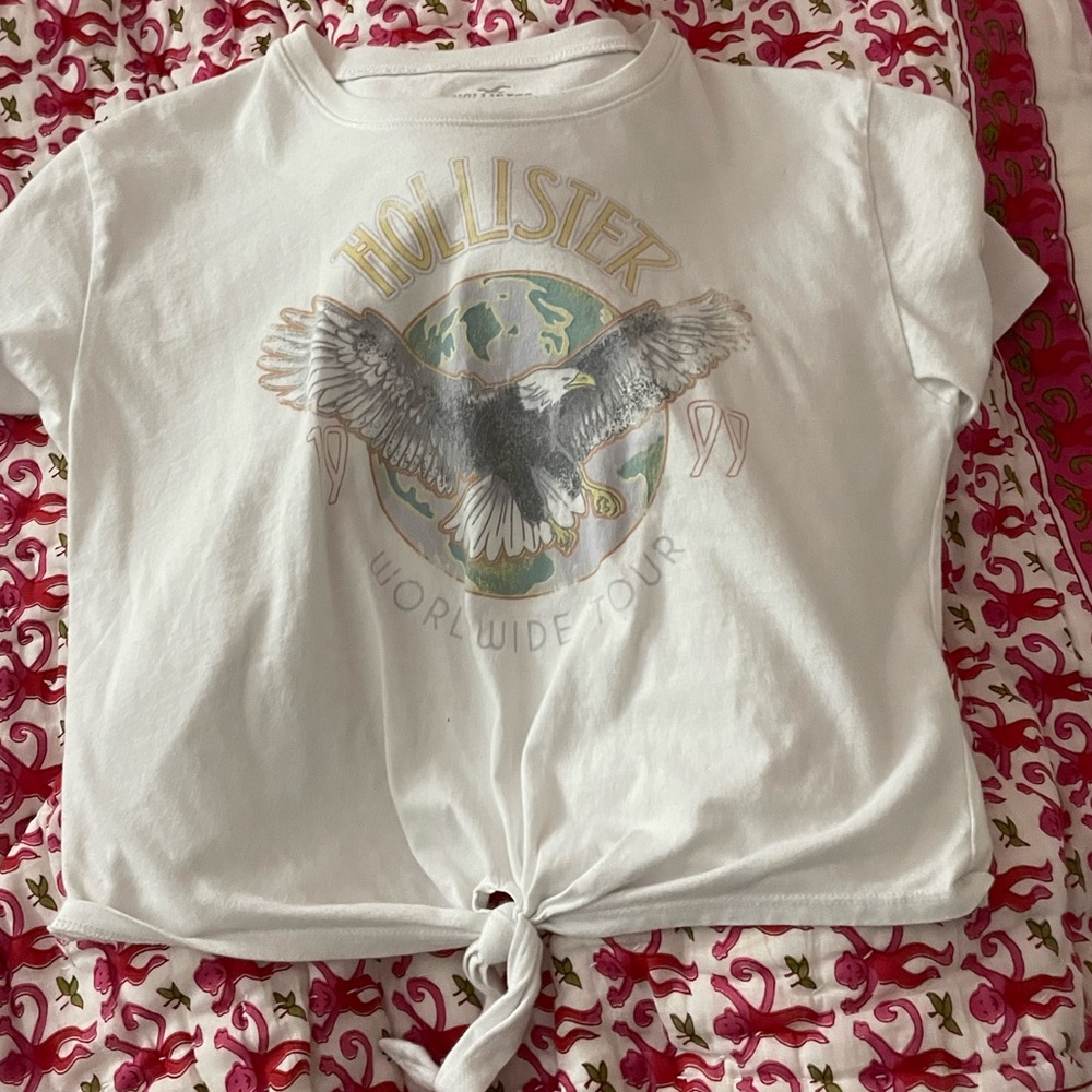 hollister tied cropped tee